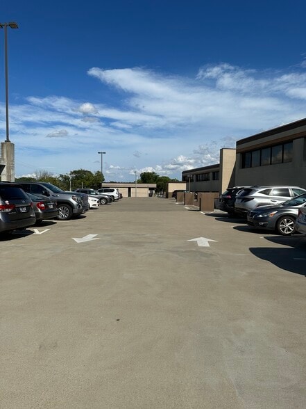 More Photos Of 2002 Richard Jones Rd, Nashville Medical For Lease
