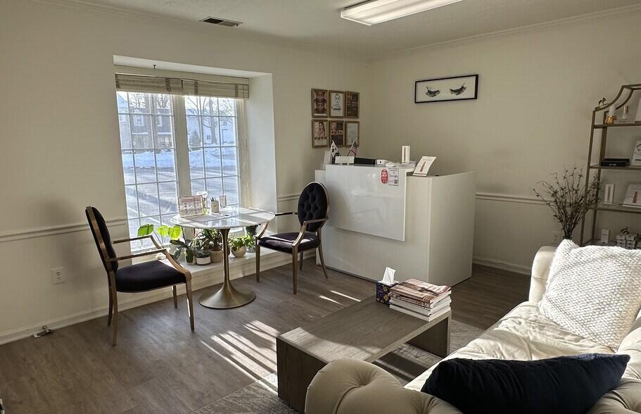 More Photos Of 1310-1312 Vincent Pl, Mc Lean Office For Sale