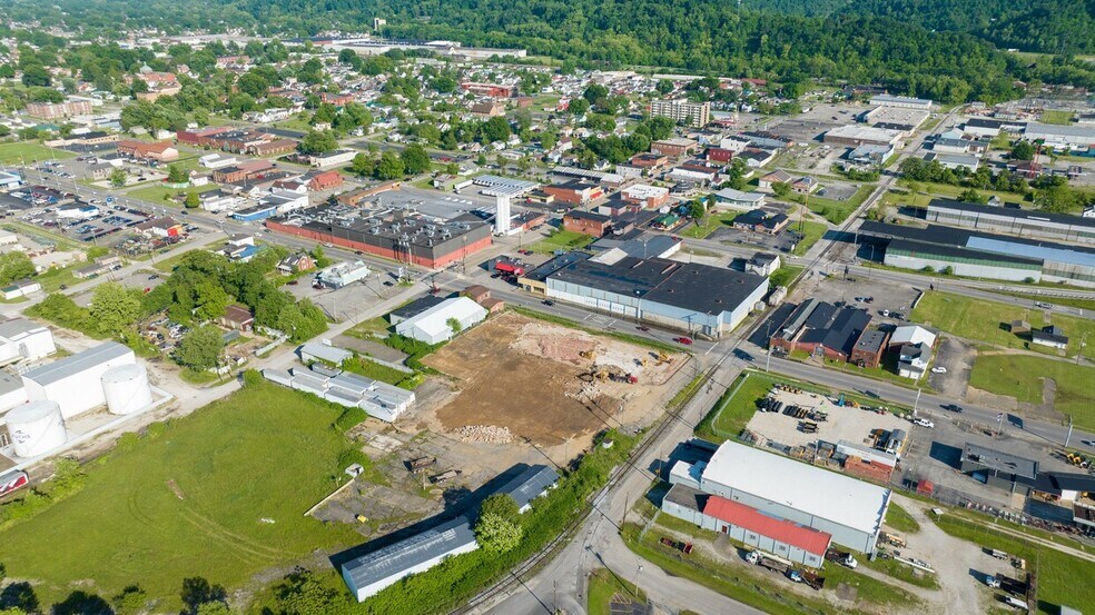 More Photos Of 1420-1444 Washington Ave, Huntington Land For Sale