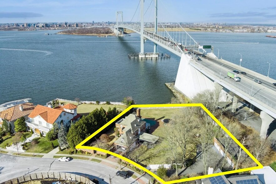 More Photos Of 125 Malba Dr, Flushing Land For Sale