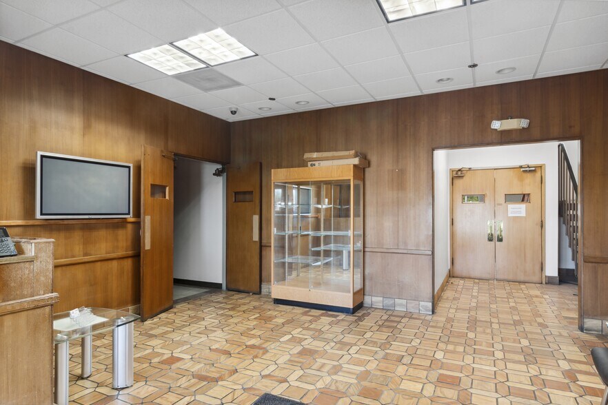 More Photos Of 29100 Lakeland Blvd, Wickliffe Manufacturing For Lease