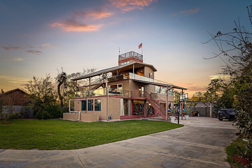 More Photos Of 4015 Luell St, Houston Specialty For Sale