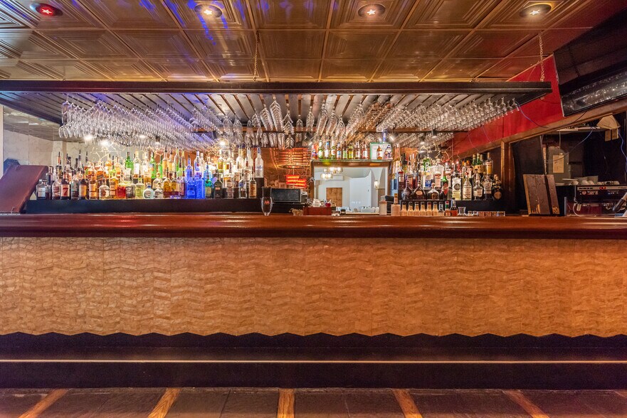 More Photos Of 6302 Main St, Tannersville Hotel For Sale