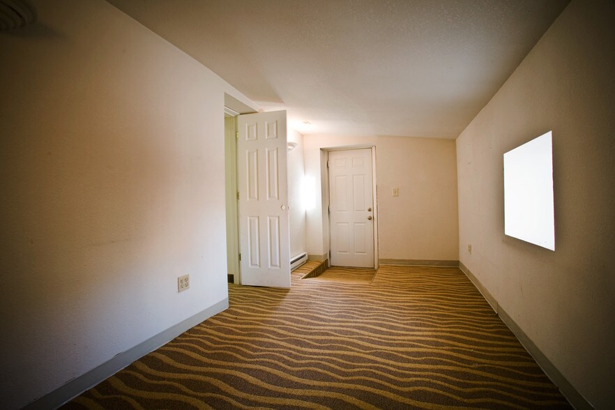 More Photos Of 537 Canyon Blvd, Boulder Storefront Retail Office For Lease