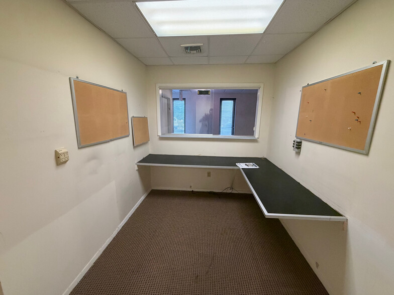 More Photos Of 236-246 N Main St, New City Medical For Lease