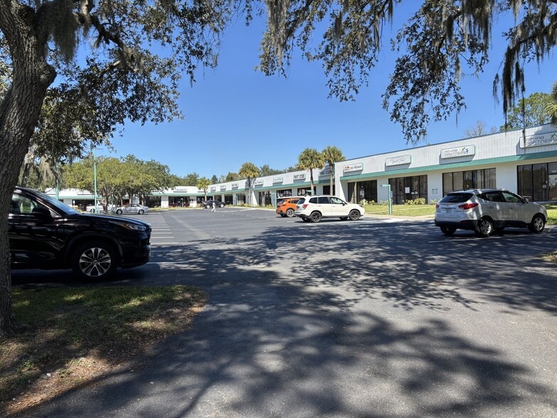 More Photos Of 1560-1582 N Meadowcrest Blvd, Crystal River Unknown For Lease