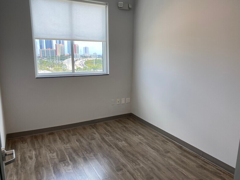 More Photos Of 3363 NE 163rd St, North Miami Beach Medical For Sale