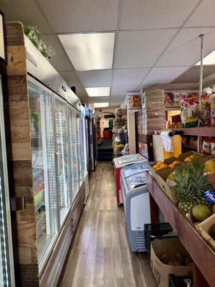 More Photos Of 1748 Eastern Ave, Baltimore Flex For Sale