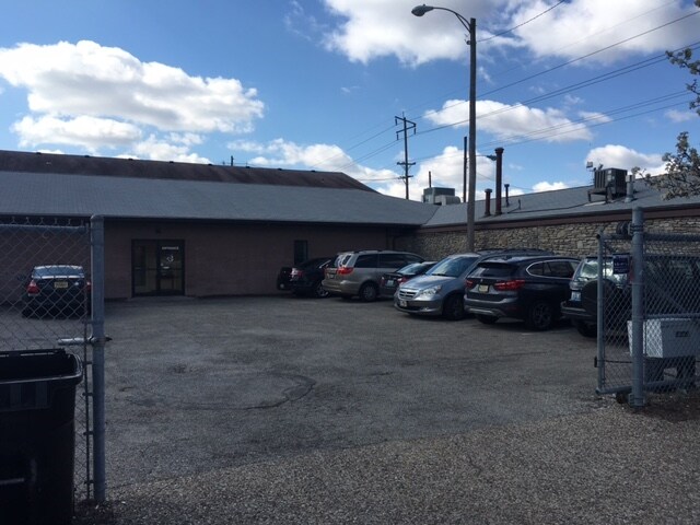 More Photos Of 700-706 E Chestnut St, Louisville Medical For Sale