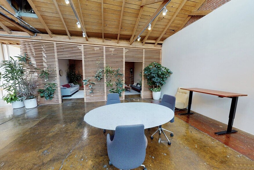 More Photos Of 660 York St, San Francisco Loft Creative Space For Lease