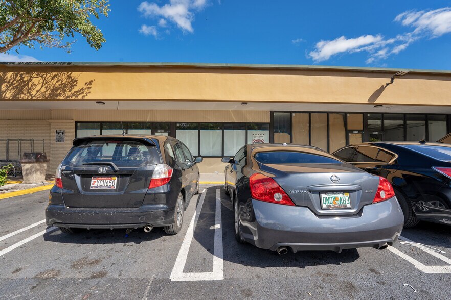 More Photos Of 5145-5301 NE 2nd Ave, Miami Unknown For Lease