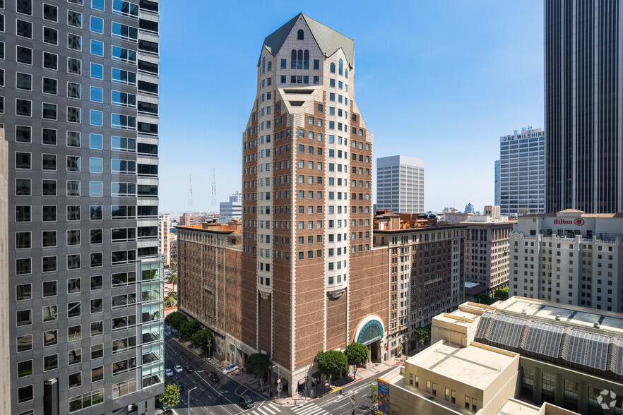 Primary Photo Of 500 S Grand Ave, Los Angeles Office For Lease