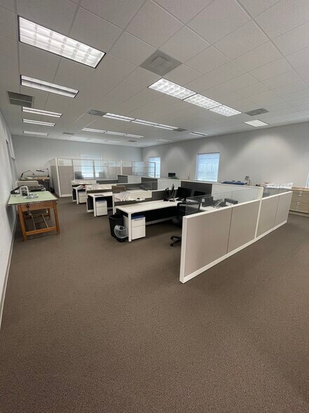 More Photos Of 5625 Schumacher Ln, Houston Medical For Lease