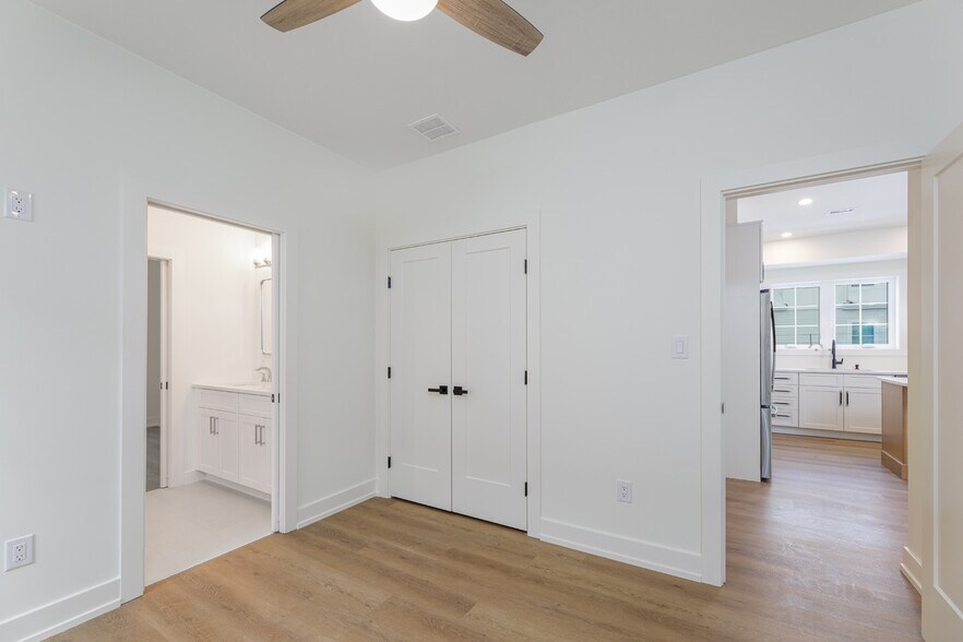 More Photos Of 5201 Atlantic ave, Ventnor City Apartments For Sale