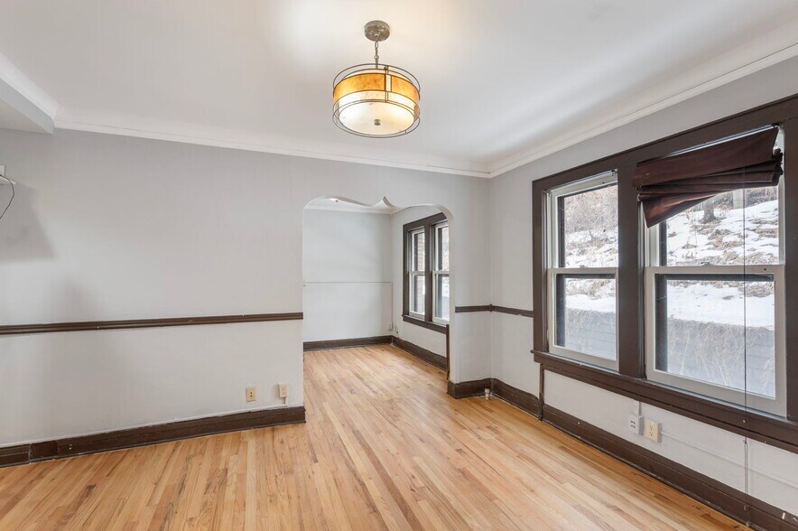 More Photos Of 487 Grand Ave, Saint Paul Apartments For Sale