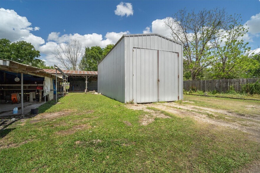 More Photos Of 7833 Almeda Genoa Rd, Houston Land For Sale