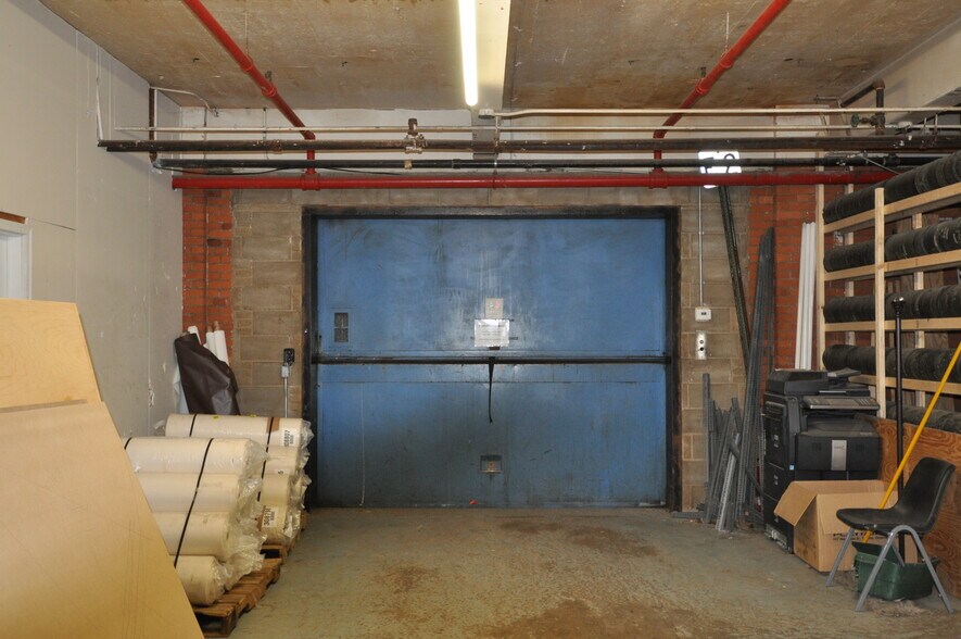 More Photos Of 73 Pickering Rd, Rochester Coworking Space