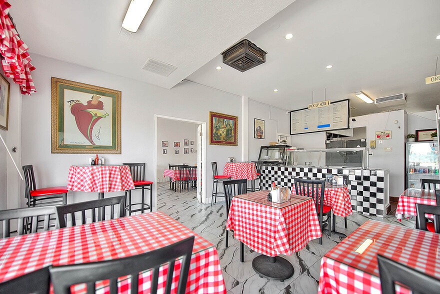 More Photos Of 14901 S Western Ave, Gardena Freestanding For Lease