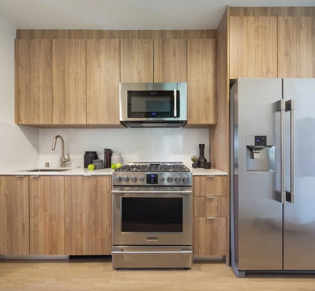 More Photos Of , Los Angeles Multifamily For Sale