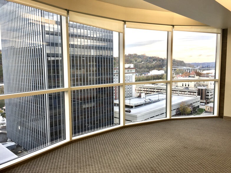 More Photos Of 109 Capitol St, Charleston Office Residential For Sale