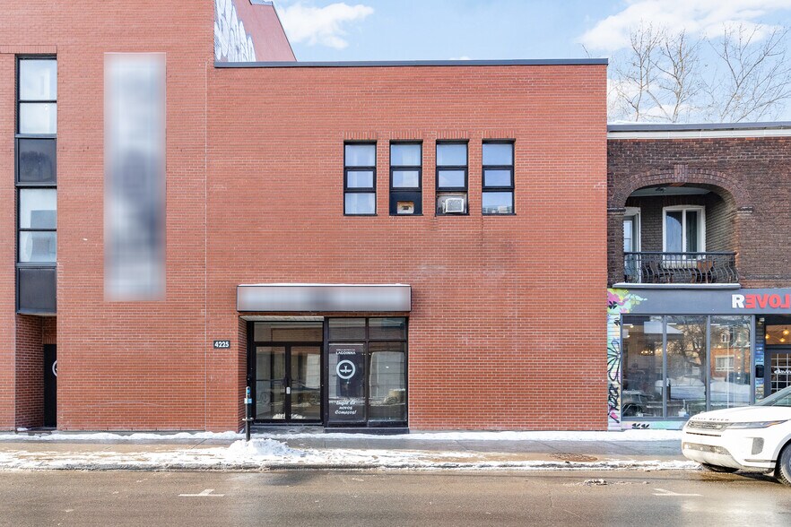 More Photos Of 4225 Rue Notre-Dame O, Montréal Office For Sale