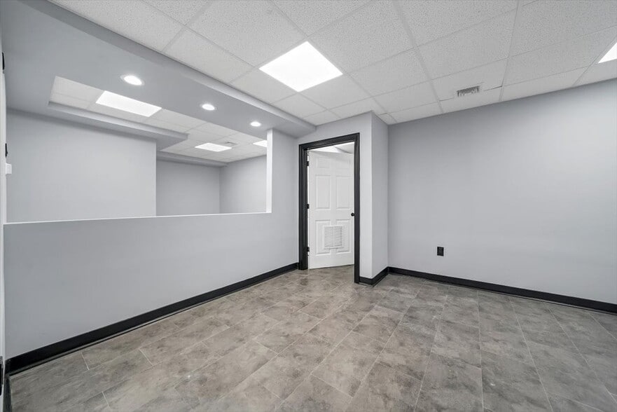 More Photos Of 63 New Main St, Haverstraw Medical For Sale