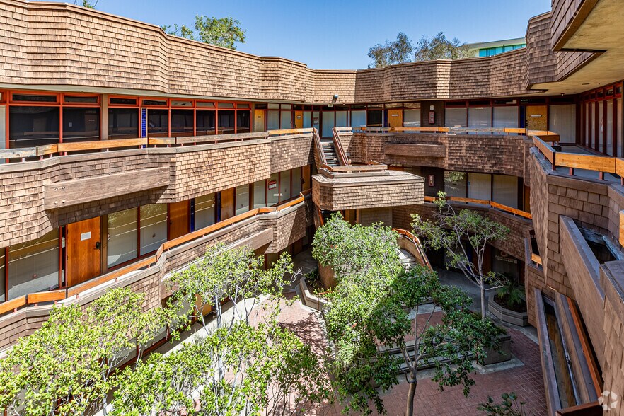 More Photos Of 1545 Hotel Cir S, San Diego Unknown For Lease