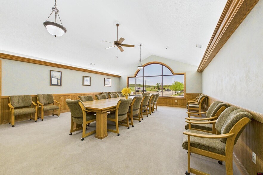 More Photos Of 25 Airport Rd, Flippin Lodge Meeting Hall For Sale