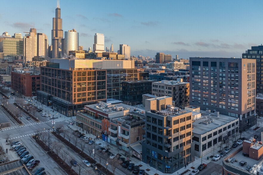 More Photos Of 1113 W Randolph St, Chicago Storefront Retail Residential For Sale