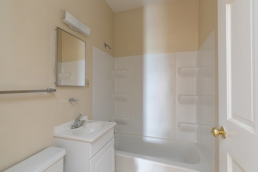 More Photos Of 870 Vine St, Chattanooga Apartments For Lease
