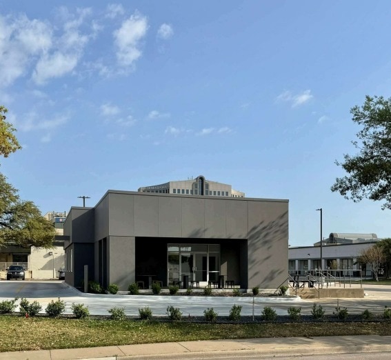 Primary Photo Of 6033 Campbell Rd, Dallas Fast Food For Lease