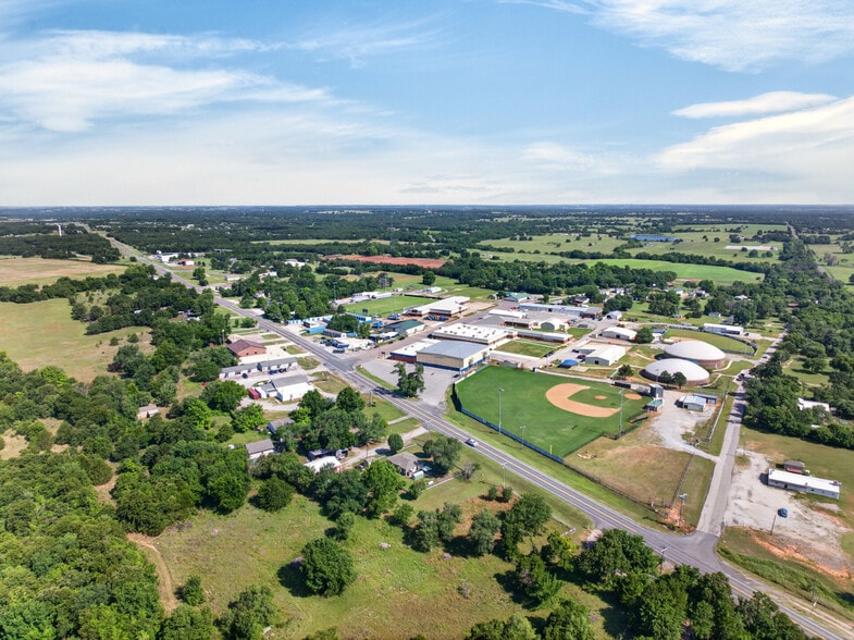 More Photos Of 12283 State Highway 39, Dibble Convenience Store For Sale