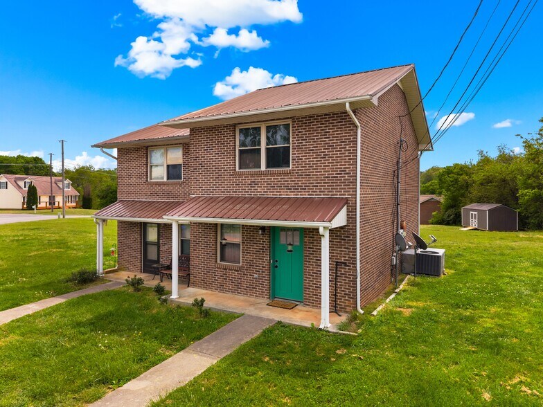 More Photos Of 3229 Blue Springs rd, Strawberry Plains Multifamily For Sale