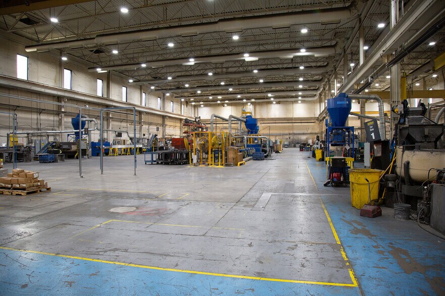More Photos Of 3901 Midway Pl NE, Albuquerque Manufacturing For Sale