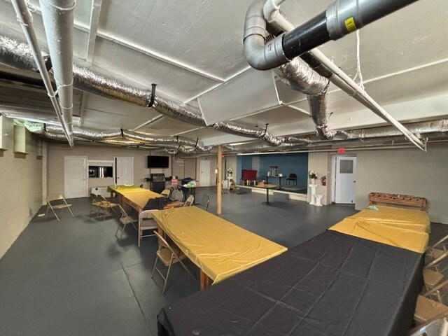 More Photos Of 722 Waggoner Ave, Evansville Religious Facility For Sale