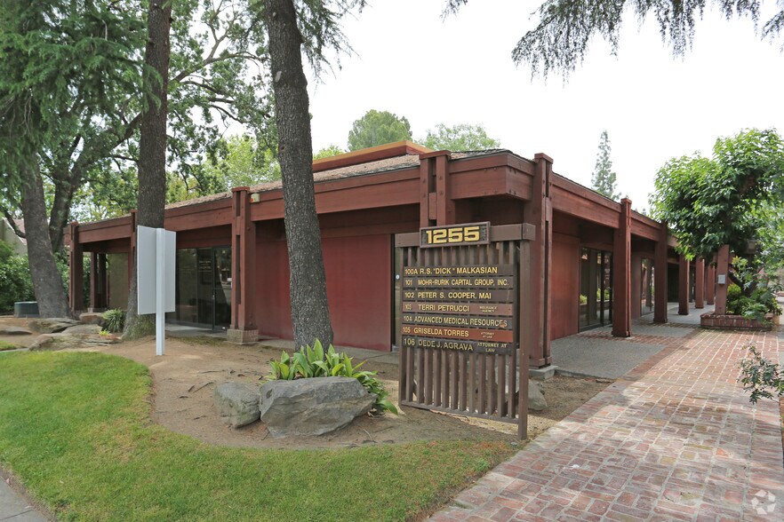 More Photos Of 1255 W Shaw Ave, Fresno Office For Lease