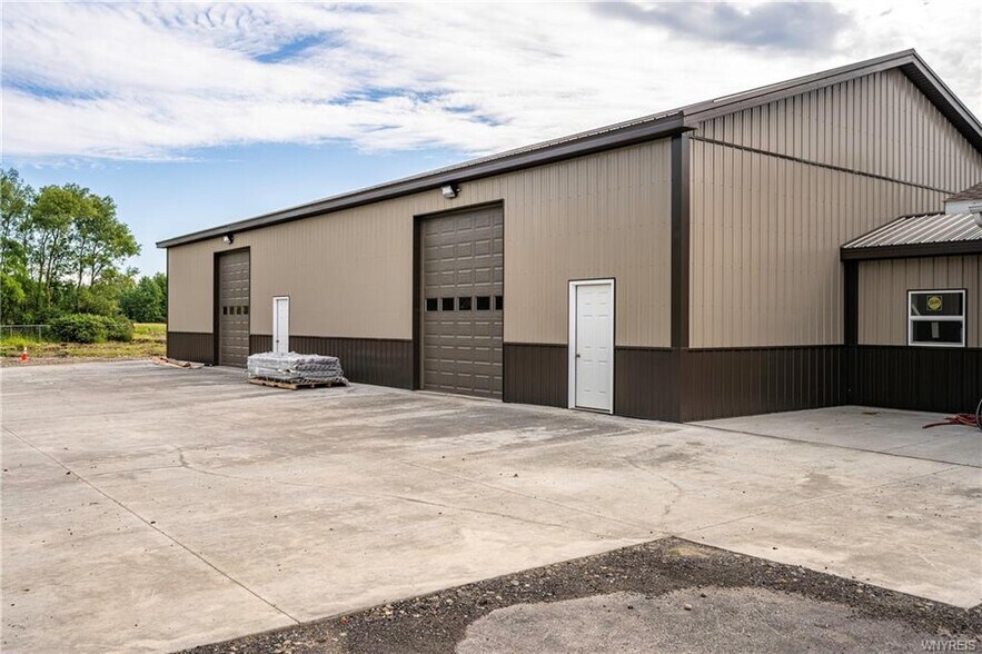 More Photos Of 1457 Eden Evans Center Rd, Angola Storefront For Lease