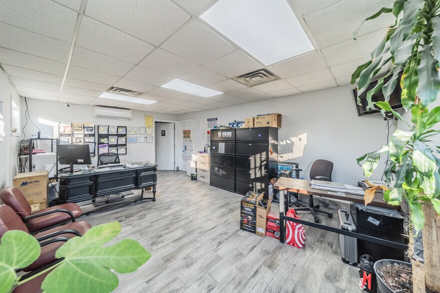 More Photos Of 79 Hooker St, Jamesburg Auto Dealership For Sale