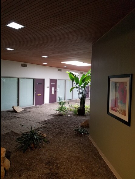 More Photos Of 3751 Pennridge Dr, Bridgeton Office For Sale