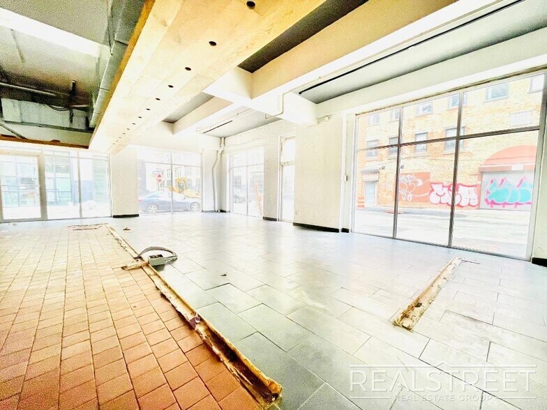 More Photos Of 140 Plymouth St, Brooklyn Warehouse For Lease