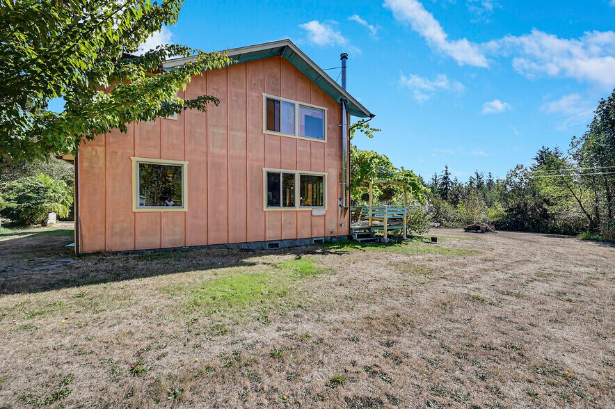 More Photos Of 1673 Woodland Dr, Port Townsend Winery Vineyard For Sale