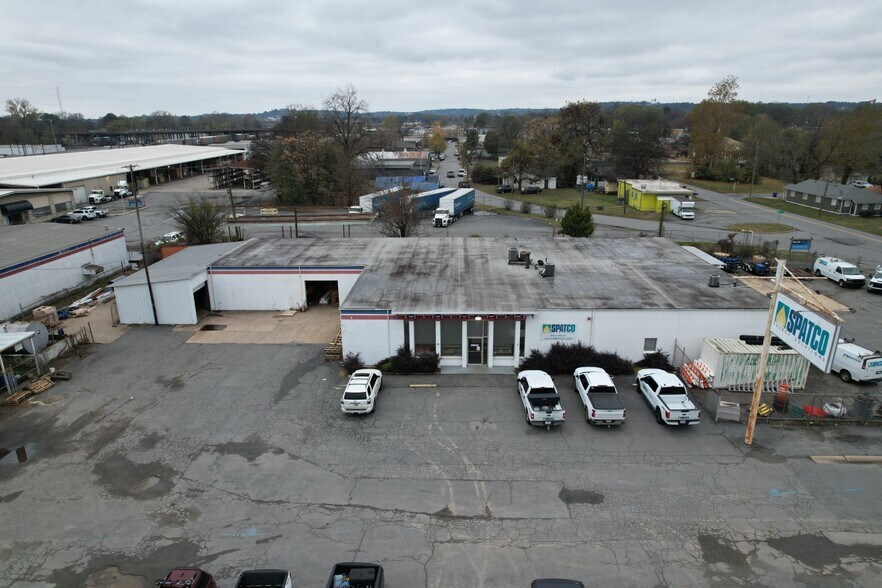 More Photos Of 1201 Cypress St, North Little Rock Warehouse For Sale