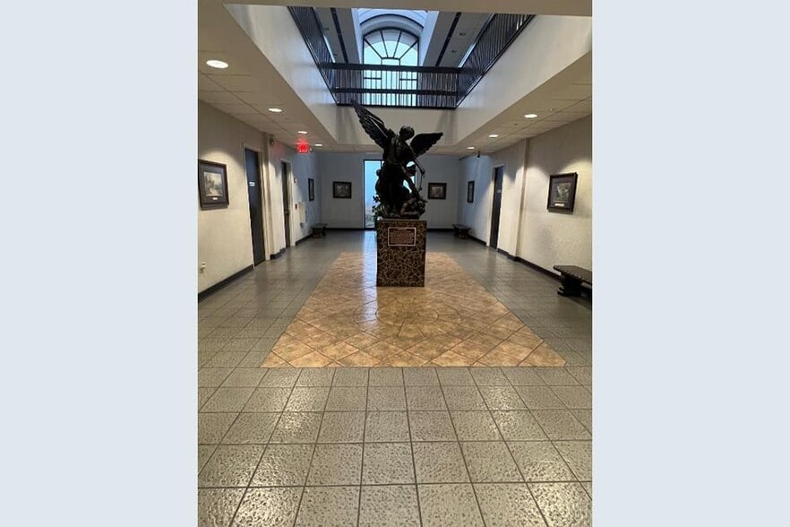 More Photos Of 2504 Ridge Rd, Rockwall Medical For Lease