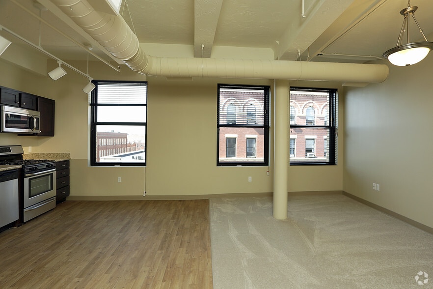 More Photos Of 24 Merrimack St, Lowell Apartments For Sale