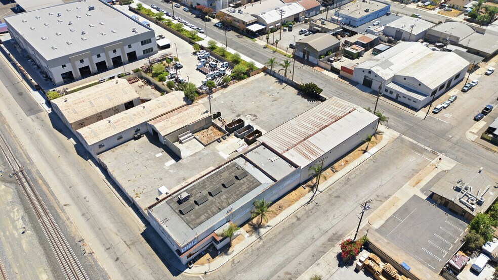 More Photos Of 1075 E 2nd St, Pomona Warehouse For Sale