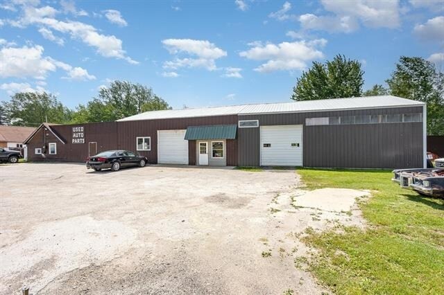 More Photos Of 3318 Old Kawkawlin Rd, Bay City Auto Repair For Sale