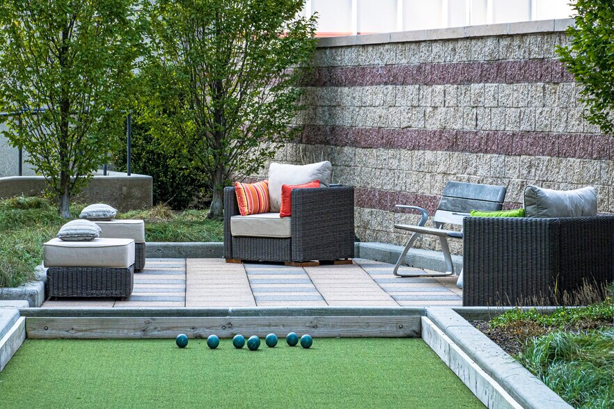 More Photos Of 360 Hamilton Ave, White Plains Office For Lease