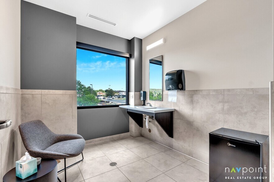 More Photos Of 85 Rio Grande Dr, Castle Rock Medical For Sale