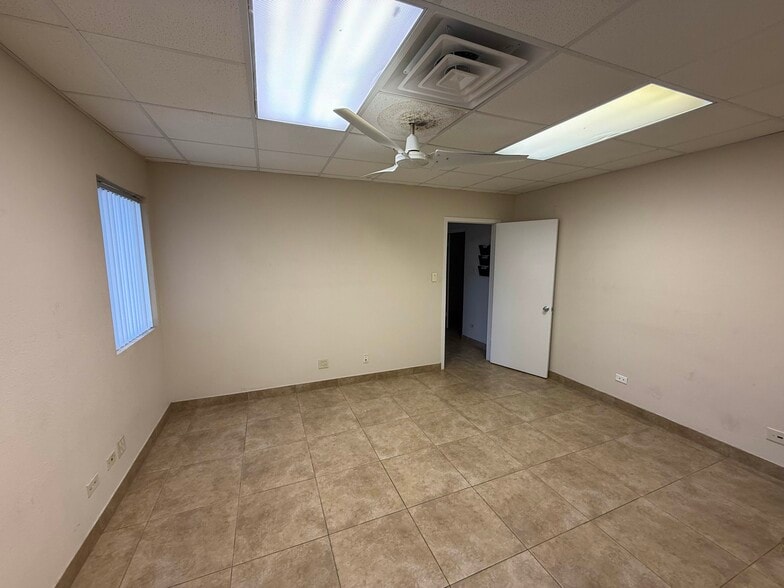 More Photos Of 16209 San Pedro Ave, San Antonio Industrial For Sale
