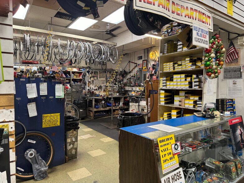 More Photos Of 1101 N Federal Hwy, Hollywood Freestanding For Sale